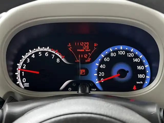 日産 キューブ 15X Mセレクション 滋賀県 2009(平21)年 11.2万km ビターショコラ 禁煙車/純正HDDナビ/・HS511D-W/・DVD/CD/USB/フルセグ/Bluetooth/スマートキー/プッシュスタート/ETC/フォグライト/ドライブレコーダー/電動格納ミラー/ベンチシート