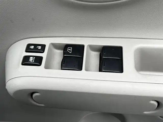 日産 キューブ 15X Mセレクション 滋賀県 2009(平21)年 11.2万km ビターショコラ 禁煙車/純正HDDナビ/・HS511D-W/・DVD/CD/USB/フルセグ/Bluetooth/スマートキー/プッシュスタート/ETC/フォグライト/ドライブレコーダー/電動格納ミラー/ベンチシート