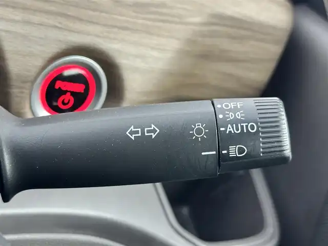 ホンダ フリード ハイブリット G ホンダセンシング 大阪府 2020(令2)年 2.2万km クリスタルブラックパール ワンオーナー/6人乗り/純正7インチメモリナビ/USBポート/バックカメラ/純正ドライブレコーダー前後/ビルトインETC/ステアリングリモコン/シートヒーター/ウォークスルー/純正フロアマット/両側パワースライドドア/ホンダセンシング/　　・衝突軽減ブレーキ/　　・誤発進抑制機能/　　・車線逸脱抑制機能/　　・アダクティブクルーズコントロール/取扱説明書/保証書/スマートキー/スペアキー