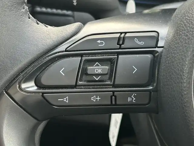 トヨタ アクア G 静岡県 2023(令5)年 0.5万km クリアベージュメタリック 純正ナビ/(AM/FM/BT/iPod/AppleCarPlay/AndroidAuto)/バックカメラ/レーダークルーズコントロール/横滑り防止装置/衝突被害軽減システム/レーンキープアシスト/前後ドライブレコーダー/前後コーナーセンサー/プッシュスタート/スマートキー/スペアキー×1/LEDヘッドライト/オートマチックハイビーム/純正フロアマット/100V充電/保証書/取扱説明書