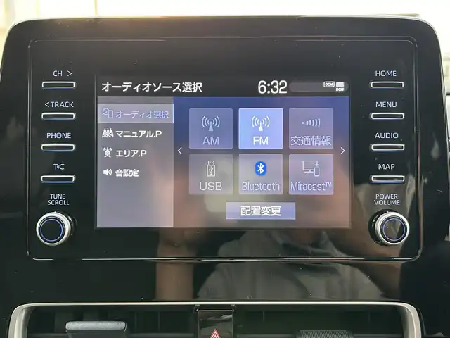 トヨタ アクア G 静岡県 2023(令5)年 0.5万km クリアベージュメタリック 純正ナビ/(AM/FM/BT/iPod/AppleCarPlay/AndroidAuto)/バックカメラ/レーダークルーズコントロール/横滑り防止装置/衝突被害軽減システム/レーンキープアシスト/前後ドライブレコーダー/前後コーナーセンサー/プッシュスタート/スマートキー/スペアキー×1/LEDヘッドライト/オートマチックハイビーム/純正フロアマット/100V充電/保証書/取扱説明書