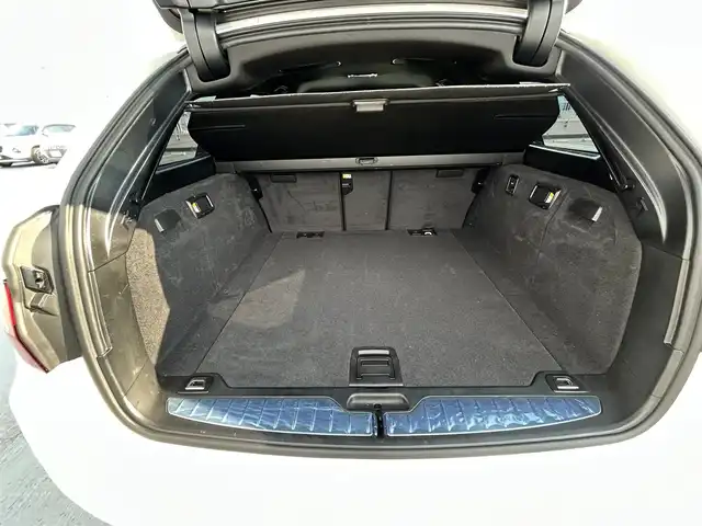 ＢＭＷ ５２３ｉ ツーリング Mスポーツ 東京都 2012(平24)年 4.2万km 白 純正ナビ/CD/DVD・Musicコレクション・外部機器・TV/・BT・ラジオ/ETC/純正ドライブレコーダー/パドルシフト/バックカメラ/オートライト/フロアマット/MT付きAT/パワーシート/ 電子パーキングブレーキ/コーナセンサー/プッシュスタート/スマートキー/純正18インチアルミホイール/オールシーズンタイヤ装着/保証書/取扱説明書