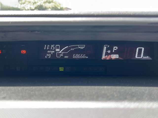 トヨタ アクア L 岐阜県 2020(令2)年 6.9万km シルバーM 登録時走行距離：68666km/社外ナビ（MDV-D407BT）/CD・DVD・テレビ・Bluetooth/ドライブレコーダー/ビルトインETC/LEDヘッドライト/フロアマット/リモコンキー