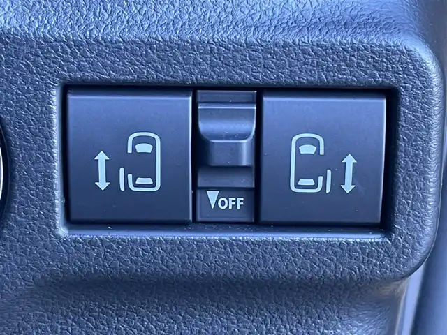 スズキ スペーシア ギア HYBRID XZ 東京都 2024(令6)年 0.4万km 黄Ⅱ メーカーナビ/全周囲カメラ/ヘッドアップディスプレイ/フルセグTV/前席シートヒーター/ステアリングヒーター/スズキセーフティセンス/レーダークルーズコントロール/リアサーキュレーター/前後コーナーセンサー/スマートキー/LEDライト/フォグライト