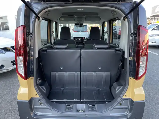 スズキ スペーシア ギア HYBRID XZ 東京都 2024(令6)年 0.4万km 黄Ⅱ メーカーナビ/全周囲カメラ/ヘッドアップディスプレイ/フルセグTV/前席シートヒーター/ステアリングヒーター/スズキセーフティセンス/レーダークルーズコントロール/リアサーキュレーター/前後コーナーセンサー/スマートキー/LEDライト/フォグライト