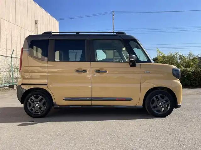 スズキ スペーシア ギア HYBRID XZ 東京都 2024(令6)年 0.4万km 黄Ⅱ メーカーナビ/全周囲カメラ/ヘッドアップディスプレイ/フルセグTV/前席シートヒーター/ステアリングヒーター/スズキセーフティセンス/レーダークルーズコントロール/リアサーキュレーター/前後コーナーセンサー/スマートキー/LEDライト/フォグライト