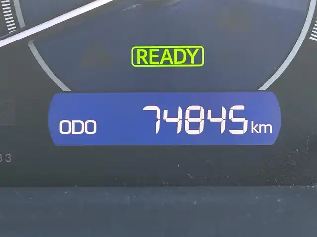 トヨタ ノア ハイブリッド Si 愛知県 2017(平29)年 7.5万km ホワイトパールクリスタルシャイン モデリスタエアロ/ワンオーナー/純正10型ナビ【Bluetooth CD DVD SD フルセグ　品番：NSZN-Z66T】/GPSレーダー探知機【品番：AR-３３】/ドライブレコーダー/ビルトインETC /バックカメラ/両側パワースライドドア/クルーズコントロール/衝突軽減ブレーキ/レーンキープアシスト/車両接近通報装置/先行車発進告知/LEDヘッドライト/オートライト/オートマチックハイビーム/フォグランプ/オート電動格納ドアミラー/ステアリングリモコン/ドアバイザー/スマートキー/禁煙車