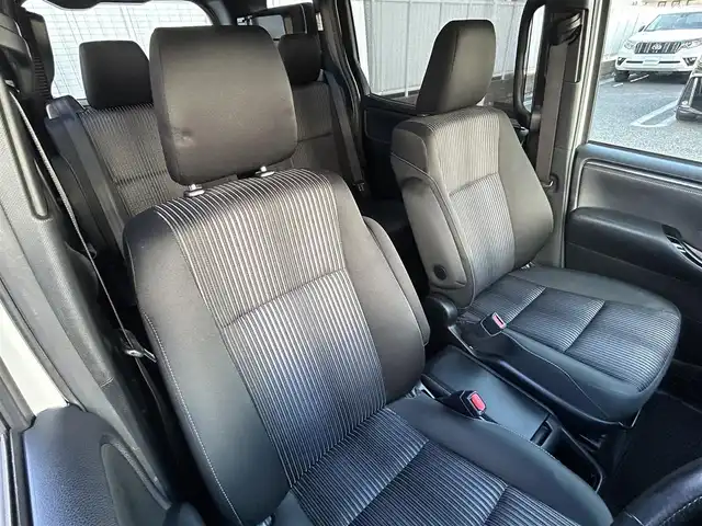 トヨタ ノア ハイブリッド Si 愛知県 2017(平29)年 7.5万km ホワイトパールクリスタルシャイン モデリスタエアロ/ワンオーナー/純正10型ナビ【Bluetooth CD DVD SD フルセグ　品番：NSZN-Z66T】/GPSレーダー探知機【品番：AR-３３】/ドライブレコーダー/ビルトインETC /バックカメラ/両側パワースライドドア/クルーズコントロール/衝突軽減ブレーキ/レーンキープアシスト/車両接近通報装置/先行車発進告知/LEDヘッドライト/オートライト/オートマチックハイビーム/フォグランプ/オート電動格納ドアミラー/ステアリングリモコン/ドアバイザー/スマートキー/禁煙車