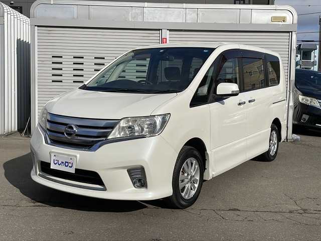 日産 セレナ