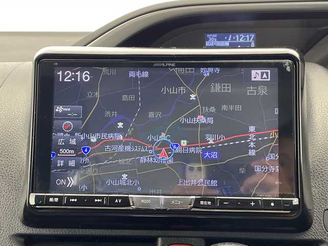 トヨタ ヴォクシー ZS 煌Ⅱ 栃木県 2016(平28)年 10.7万km ブラッキッシュアゲハガラスフレーク アルパイン製ナビ/　（CD/DVD/フルセグTV/Bluetooth）/バックカメラ/アルパインフリップダウンモニター/トヨタセーフティセンス/・プリクラッシュセーフティ/・レーンディパーチャーアラート/・オートハイビームアシスト/ビルトインETC/両側パワースライドドア/LEDヘッドライト/フロントフォグ/スマートキー/プッシュスタート/アイドリングストップ/ステアリングスイッチ/純正フロアマット
