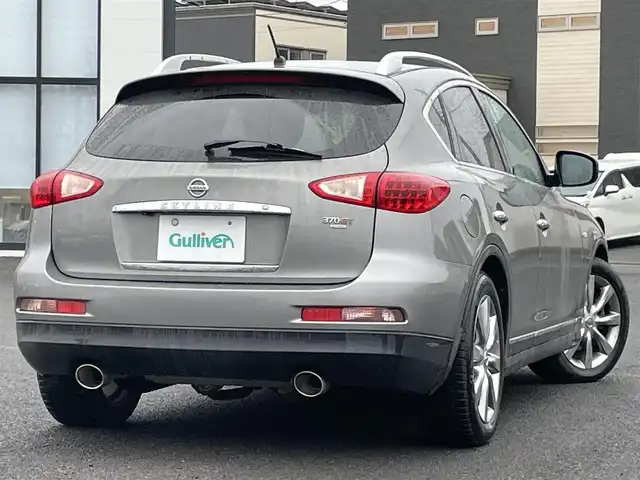 日産 スカイライン クロスオーバー 370GT FOUR 道央・札幌 2009(平21)年 15.5万km ブレードシルバー ４WD/サンルーフ/純正ディーラーOPナビ/CD/DVD/BT/フルセグ/横滑り防止装置/AFS/バック/サイド（左のみ）カメラ/ビルトインETC/SNOWMODE/全席パワーシート/ハーフレザーシート/ステアリングリモコン/MTモード付AT/プッシュスタート/スマートキー/HIDヘッドライト/オートライト/フォグランプ/電動格納ミラー/純正フロアマット/スペアキー/純正エンジンスターター/社外AW付夏タイヤ積込/225/55/R18/2018年/山1mm