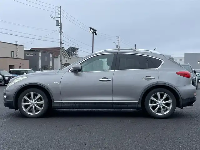 日産 スカイライン クロスオーバー 370GT FOUR 道央・札幌 2009(平21)年 15.5万km ブレードシルバー ４WD/サンルーフ/純正ディーラーOPナビ/CD/DVD/BT/フルセグ/横滑り防止装置/AFS/バック/サイド（左のみ）カメラ/ビルトインETC/SNOWMODE/全席パワーシート/ハーフレザーシート/ステアリングリモコン/MTモード付AT/プッシュスタート/スマートキー/HIDヘッドライト/オートライト/フォグランプ/電動格納ミラー/純正フロアマット/スペアキー/純正エンジンスターター/社外AW付夏タイヤ積込/225/55/R18/2018年/山1mm