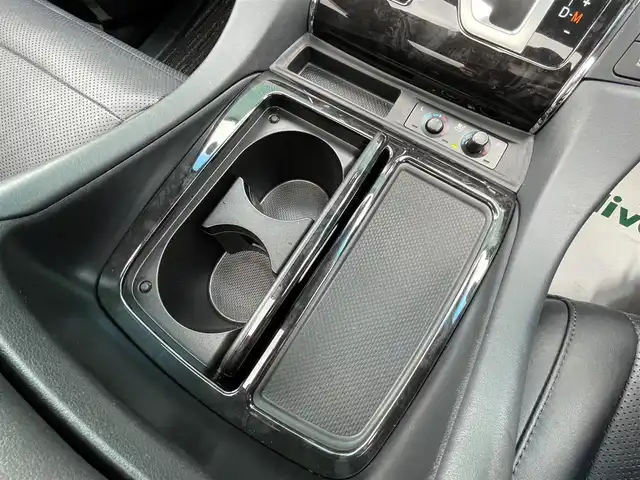 トヨタ ヴェルファイア Z Gエディション 宮崎県 2018(平30)年 4.5万km ホワイトパールクリスタルシャイン 〇純正１０インチナビ/〇フルセグTV/〇バックカメラ/〇フリップダウンモニター/〇ビルトインETC2.0/〇前後ドラレコ/〇モデリスタエアロ/〇パワースライドドア（両側）/〇パワーバックドア/〇ツインムーンルーフ/〇セーフティセンス/〇インテリジェントクリアランスソナー/〇前席シートヒーター/パワーシート/〇2列目エグゼクティブパワーシート/〇シートヒーター/シートベンチレーション/〇革巻きステアリングホイール/〇ステアリングヒーター/〇スマートエントリー/〇純正18インチAW/〇禁煙車
