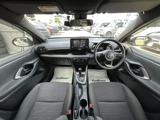 トヨタ ヤリス ハイブリッド Z 山形県 2020(令2)年 5.7万km ホワイト 純正ナビ/・AM/FM/Bluetooth/プリクラッシュセーフティ/道路標識認識アシスト/レーンキープアシスト/ドライブレコーダー/全方位カメラ/禁煙車/前後コーナーセンサー/先行車発信お知らせ/クルーズコントロール/スマートキー/LEDヘッドライト/前席ヒートシーター/オートライト/純正オーディオ/ETC/プッシュスタート/横滑り軽減/盗難防止装置/冬タイヤ積載/取扱説明書