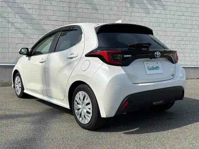 トヨタ ヤリス ハイブリッド Z 山形県 2020(令2)年 5.7万km ホワイト 純正ナビ/・AM/FM/Bluetooth/プリクラッシュセーフティ/道路標識認識アシスト/レーンキープアシスト/ドライブレコーダー/全方位カメラ/禁煙車/前後コーナーセンサー/先行車発信お知らせ/クルーズコントロール/スマートキー/LEDヘッドライト/前席ヒートシーター/オートライト/純正オーディオ/ETC/プッシュスタート/横滑り軽減/盗難防止装置/冬タイヤ積載/取扱説明書