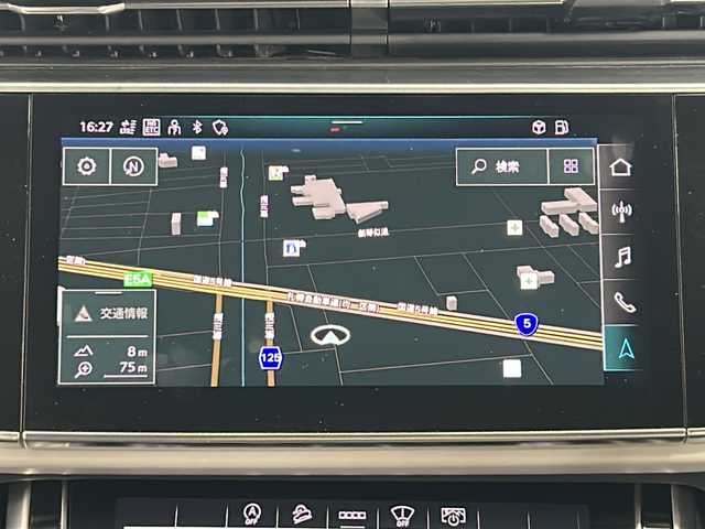 アウディ Ｑ７ 道央・札幌 2021(令3)年 5.8万km グレイシアホワイトメタリック ・4WD/・純正ナビ/フルセグTV/BT/・全方位カメラ/・サンルーフ/・ドライブレコーダー/・社外エンジンスターター /・パワーバックドア/・アダプティブドライブアシスト/・接近警告/・レーン逸脱警告/・サイドアシスト/・アイドリングストップ/・パドルシフト/・パーキングエイド/・レザーシート/・前席パワーシート/・前席シートヒーター/・横滑り防止/・プッシュスタート/・スマートキー/・ドアバイザー
