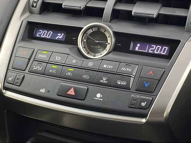 レクサス ＮＸ 200t Iパッケージ 新潟県 2014(平26)年 3.8万km 青 純正メモリナビ/フルセグTV/バックカメラ/Bluetooth/CD/DVD/USB/前方ドライブレコーダー/ビルトインETC/コーナーセンサー/クルーズコントロール追従走行/レザーシート/前席シートヒーター/ステアリングヒーター/純正フロアマット/純正アルミホイール/保証書/取扱説明書