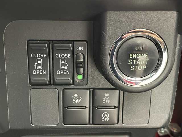 トヨタ タンク カスタムG S 愛知県 2018(平30)年 7.7万km ブラックマイカ/マゼンダベリーメタリック 純正ナビ　地デジ　Ｂｌｕｅｔｏｏｔｈ　バックカメラ　両側電動スライドドア　衝突軽減　クルーズコントロール　ビルトインＥＴＣ　純正ドラレコ　サマータイヤ純正アルミホイール付き　ＨＩＤヘッドライト　禁煙車