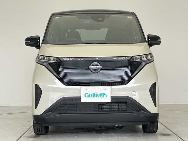 日産 サクラ X 愛知県 2025(令7)年 0.2万km ベージュⅡ SDナビ/全方位カメラ/バックカメラ/コーナーセンサー/純正アルミホイール/LEDヘッドライト/ドライブレコーダー/ETC/衝突軽減システム/フルセグ/CD DVD/Bluetooth/ステアリングスイッチ/スマートキー/プッシュスタート