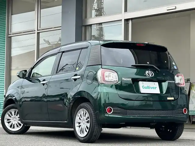 トヨタ パッソ モーダ　S 香川県 2017(平29)年 4.3万km ダークエメラルドマイカ 純正SDナビ/【Bluetooth/CD】/ワンセグテレビ/バックカメラ/スマートアシスト/プッシュスタート/LEDヘッドライト/スマートキー/純正フロアマット/ETC