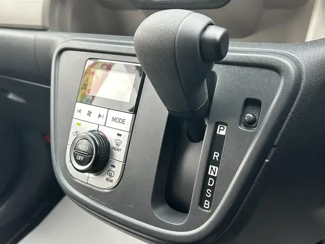 トヨタ パッソ モーダ　S 香川県 2017(平29)年 4.3万km ダークエメラルドマイカ 純正SDナビ/【Bluetooth/CD】/ワンセグテレビ/バックカメラ/スマートアシスト/プッシュスタート/LEDヘッドライト/スマートキー/純正フロアマット/ETC