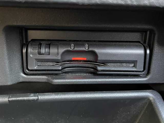 日産 セレナ HWS S HV Vセレ +Sefty 福岡県 2015(平27)年 8.1万km ダイヤモンドブラック 純正8型SDナビ(フルセグTV/CD/DVD/BT)アラウンドビューモニターフリップダウン後席モニターエマージェンシーブレーキコーナーセンサー両側パワスラETC純正LEDヘッドライト純正フロアマット純正16インチアルミホイールスマートキープッシュスタート