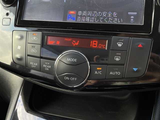 日産 セレナ HWS S HV Vセレ +Sefty 福岡県 2015(平27)年 8.1万km ダイヤモンドブラック 純正8型SDナビ(フルセグTV/CD/DVD/BT)アラウンドビューモニターフリップダウン後席モニターエマージェンシーブレーキコーナーセンサー両側パワスラETC純正LEDヘッドライト純正フロアマット純正16インチアルミホイールスマートキープッシュスタート