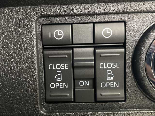 ダイハツ ムーヴ キャンバス ストライプス G ターボ 埼玉県 2025(令7)年 0.1千km シャイニングホワイトパール/サンドベージュメタリック 届出済未使用車　/純正ナビ/（FM/AM/CD/DVD/TV/USB）/バックカメラ/両側電動スライドドア/前席シートヒーター/レーダークルーズコントロール/レーンキープアシスト/パーキングセンサー/アイドリングストップ/衝突軽減ブレーキ/ステアリングスイッチ/ＬＥＤヘッドライト/フォグランプ/　　　　