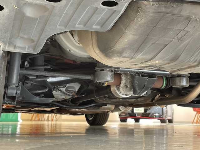 ホンダ シャトル ハイブリッド X スタイルED 福井県 2016(平28)年 5万km ミッドナイトブルービームM ワンオーナー/４WD/純正8インチインターナビ/フルセグTV/BT/DVD/CD/USB/HDMI/バックカメラ/シティブレーキアクティブシステム/クルーズコントロール/ETC/ドライブレコーダー/ハーフレザーシート/パドルシフト/オートライト/LEDヘッドライト/プッシュスタート/スマートキー×2/純正15インチアルミホイール/純正フロアマット/ステアリングスイッチ