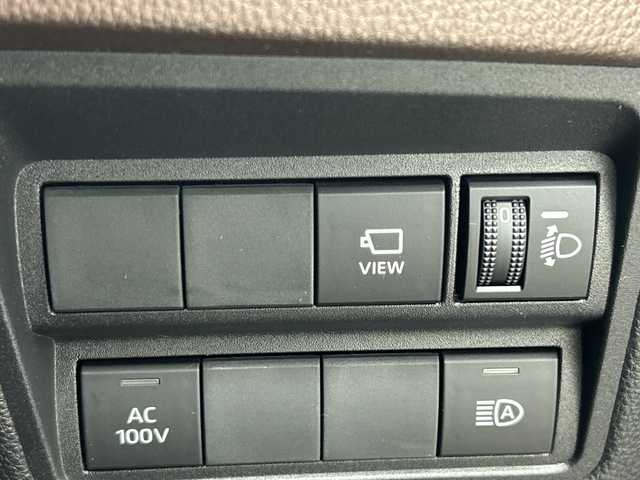 トヨタ ヤリスクロス ハイブリッド Z 三重県 2022(令4)年 3.3万km ブラックマイカ /禁煙車//純正ディスプレイオーディオ//パノラミックビューモニター//オートAC//電子サイドブレーキ//ブレーキオートホールド//DN席シートヒーター//D席パワーシート//ハーフレザーシート//革巻きステアリング//ステアリングスイッチ//トヨタセーフティセンス//レーダークルーズコントロール//衝突軽減ブレーキ//レーントレーシングアシスト//ロードサインアシスト//ブラインドスポットモニター//リアクロストラフィックアラート//パーキングサポートブレーキ//オートハイビーム//前後クリアランスソナー//100V充電//オートライト//LED//純正ビルトインETC//サイドカーテンエアバッグ