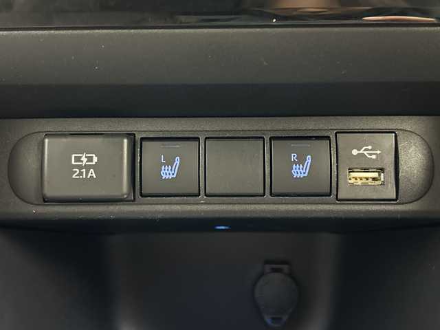 トヨタ ヤリスクロス ハイブリッド Z 三重県 2022(令4)年 3.3万km ブラックマイカ /禁煙車//純正ディスプレイオーディオ//パノラミックビューモニター//オートAC//電子サイドブレーキ//ブレーキオートホールド//DN席シートヒーター//D席パワーシート//ハーフレザーシート//革巻きステアリング//ステアリングスイッチ//トヨタセーフティセンス//レーダークルーズコントロール//衝突軽減ブレーキ//レーントレーシングアシスト//ロードサインアシスト//ブラインドスポットモニター//リアクロストラフィックアラート//パーキングサポートブレーキ//オートハイビーム//前後クリアランスソナー//100V充電//オートライト//LED//純正ビルトインETC//サイドカーテンエアバッグ