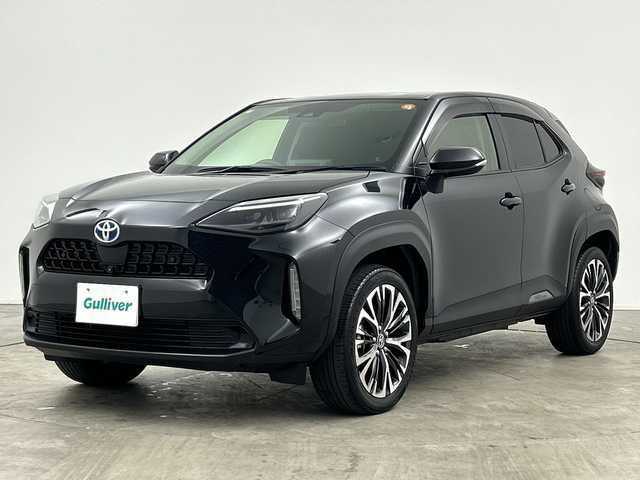 トヨタ ヤリスクロス ハイブリッド Z 三重県 2022(令4)年 3.3万km ブラックマイカ /禁煙車//純正ディスプレイオーディオ//パノラミックビューモニター//オートAC//電子サイドブレーキ//ブレーキオートホールド//DN席シートヒーター//D席パワーシート//ハーフレザーシート//革巻きステアリング//ステアリングスイッチ//トヨタセーフティセンス//レーダークルーズコントロール//衝突軽減ブレーキ//レーントレーシングアシスト//ロードサインアシスト//ブラインドスポットモニター//リアクロストラフィックアラート//パーキングサポートブレーキ//オートハイビーム//前後クリアランスソナー//100V充電//オートライト//LED//純正ビルトインETC//サイドカーテンエアバッグ