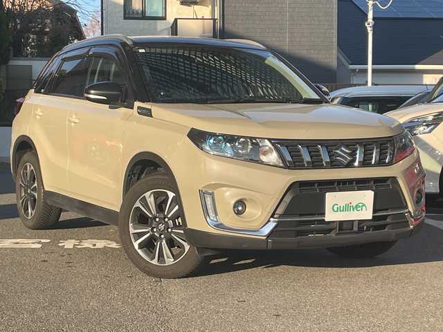 スズキ エスクード 1．4 ターボ 福岡県 2021(令3)年 3.2万km サバンナアイボリーメタリック/ブラック 2トーンルーフ 純正ナビ/純正フロアマット/ETC/ドライブレコーダー(前後）/クルーズコントロール/シートヒーター/パドルシフト/ダウンヒルアシスト/車線逸脱警報/車線逸脱制御/TV（フルセグ）/FM/AM/ipod/USB/Bluetooth/メモリーミュージック/SD/DISC/ハンズフリー/オートライト/プッシュスタート/電動格納ミラー/アイドリングストップ/横滑り防止/パーキングセンサー