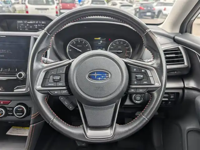 スバル インプレッサ ＸＶ 2．0i－L アイサイト 福井県 2019(令1)年 6.6万km クールグレーカーキ ４WD/純正17インチAW/バック・サイドカメラ/純正ビルトインナビ/フルセグテレビ/ETC2.0/パドルシフト/後方コーナーセンサー/前方ドライブレコーダー/ルーフレール/全車速追従機能付クルーズコントロール/アイサイト/SRH/オートホールド/アイドリングストップ/レーンキープアシスト/横滑り防止装置/盗難防止装置/純正フロアマット/スマートキー