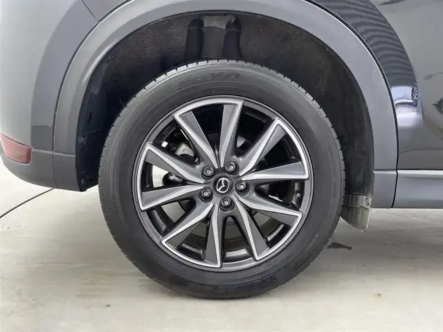 マツダ ＣＸ－５ XD Lパッケージ 福井県 2021(令3)年 1.7万km ジェットブラックマイカ ワンオーナー/ｉＡＣＴＩＶＳＳＥＮＳＥ/レーダークルーズコントロール/マツダコネクトナビ/（BT/USB/FM/AM）/フルセグＴＶ/アラウンドビューカメラ/ステアリングスイッチ/ETC/パドルシフト/パワーシート/シートヒーター/合皮シート/純正フロアマット/純正アルミホイール/ドアバイザー/アイドリングストップ/取扱説明書/保証書