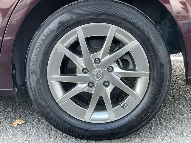 トヨタ プリウス α G チューンブラック 徳島県 2014(平26)年 8.3万km ブラキッシュレッドマイカ (株)IDOMが運営する【じしゃロン徳島店】の自社ローン専用車両になりますこちらは現金またはオートローンご利用時の価格です。/自社ローンご希望の方は別途その旨お申付け下さい”		/純正8型ナビゲーション/（フルセグ/CD/DVD/SD/MSV/BT)/バックカメラ/ＬＥＤヘッドライト/フォグランプ/2カメラドライブレコーダー/ビルトインＥＴＣ/ヘッドライトウォッシャー/ハーフレザーシート/ＥＶ＆ＥＣＯ＆パワーモード切替/クルーズコントロール/ウィンカーミラー/プッシュスタート/スマートキー/室内ＬＥＤランプ/１２Ｖ１２０Ｗアクセサリーソケット/革巻きステアリング/ステアリングリモコン/Ｗエアバック/カーテンエアバック/純正フロアマット/サイドバイザー