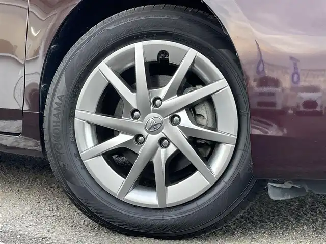 トヨタ プリウス α G チューンブラック 徳島県 2014(平26)年 8.3万km ブラキッシュレッドマイカ (株)IDOMが運営する【じしゃロン徳島店】の自社ローン専用車両になりますこちらは現金またはオートローンご利用時の価格です。/自社ローンご希望の方は別途その旨お申付け下さい”		/純正8型ナビゲーション/（フルセグ/CD/DVD/SD/MSV/BT)/バックカメラ/ＬＥＤヘッドライト/フォグランプ/2カメラドライブレコーダー/ビルトインＥＴＣ/ヘッドライトウォッシャー/ハーフレザーシート/ＥＶ＆ＥＣＯ＆パワーモード切替/クルーズコントロール/ウィンカーミラー/プッシュスタート/スマートキー/室内ＬＥＤランプ/１２Ｖ１２０Ｗアクセサリーソケット/革巻きステアリング/ステアリングリモコン/Ｗエアバック/カーテンエアバック/純正フロアマット/サイドバイザー