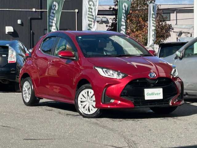 トヨタ ヤリス ハイブリッド Z 宮城県 2020(令2)年 11.4万km センシュアルレッドマイカ ワンオーナー/4WD/純正メモリナビ/AM/FM/USB/BT/Miracast/フルセグTV/全方位バックカメラ/ステアリングスイッチ/前席シートヒーター/ブラインドスポットモニター/コーナーセンサー/追従型クルーズコントロール/レーンキープアシスト/横滑り防止装置/衝突被害軽減システム/盗難防止システム/スチール夏タイヤ15インチ/純正フロアマット/ETC2.0/前後ドライブレコーダー/ウィンカードアミラー/電動格納ミラー/プッシュスタート/保証書・記録簿・取扱説明書