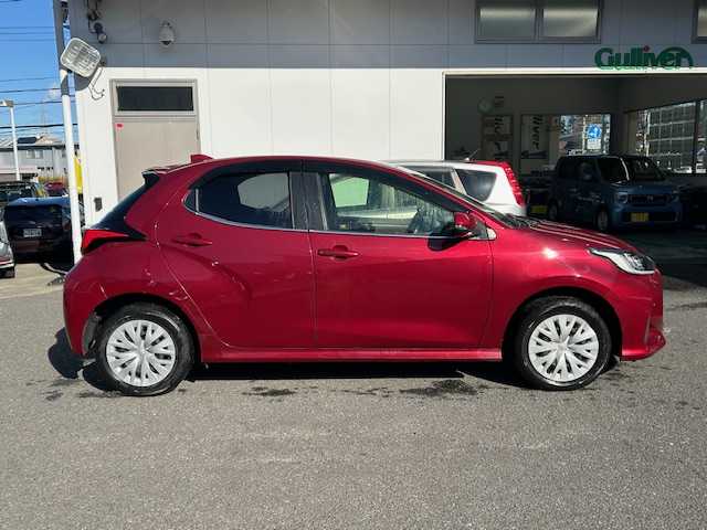 トヨタ ヤリス ハイブリッド Z 宮城県 2020(令2)年 11.4万km センシュアルレッドマイカ ワンオーナー/4WD/純正メモリナビ/AM/FM/USB/BT/Miracast/フルセグTV/全方位バックカメラ/ステアリングスイッチ/前席シートヒーター/ブラインドスポットモニター/コーナーセンサー/追従型クルーズコントロール/レーンキープアシスト/横滑り防止装置/衝突被害軽減システム/盗難防止システム/スチール夏タイヤ15インチ/純正フロアマット/ETC2.0/前後ドライブレコーダー/ウィンカードアミラー/電動格納ミラー/プッシュスタート/保証書・記録簿・取扱説明書