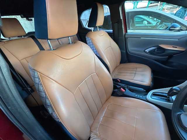 トヨタ ヤリス ハイブリッド Z 宮城県 2020(令2)年 11.4万km センシュアルレッドマイカ ワンオーナー/4WD/純正メモリナビ/AM/FM/USB/BT/Miracast/フルセグTV/全方位バックカメラ/ステアリングスイッチ/前席シートヒーター/ブラインドスポットモニター/コーナーセンサー/追従型クルーズコントロール/レーンキープアシスト/横滑り防止装置/衝突被害軽減システム/盗難防止システム/スチール夏タイヤ15インチ/純正フロアマット/ETC2.0/前後ドライブレコーダー/ウィンカードアミラー/電動格納ミラー/プッシュスタート/保証書・記録簿・取扱説明書