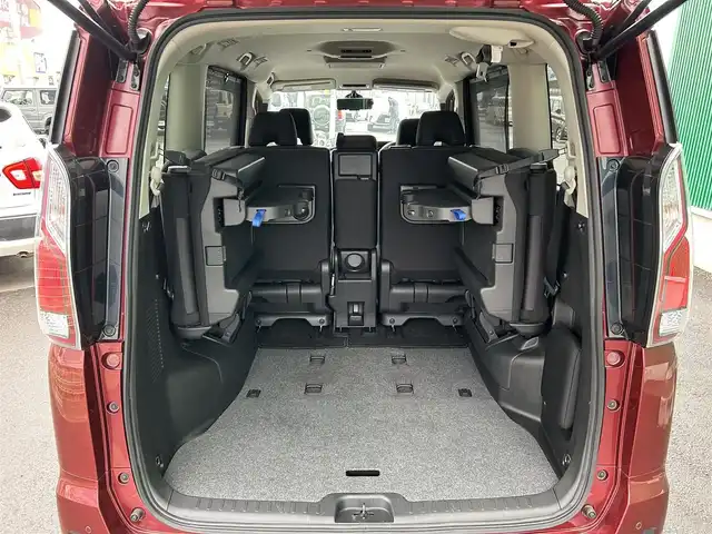 日産 セレナ ハイウェイスターVセレクションⅡ 宮城県 2019(令1)年 7.5万km マルーンレッド セーフティパックB/・プロパイロット/・車線逸脱防止支援システム/・SRSエアバッグ（サイド/カーテン）/・インテリジェントアラウンドビューモニター/・インテリジェントルームミラー/・踏み間違い衝突防止アシスト/・インテリジェントパーキングアシスト/・標識検知機能/・ふらつき警報/・フロント＆バックソナー/・電動パーキングブレーキ/・オートブレーキホールド/・ヒーター付ドアミラー/＝＝＝/インテリジェントエマージェンシーブレーキ/車線逸脱警報/純正フリップダウンモニター/純正9インチナビ（MM517D-L）/・CD/DVD/・Bluetooth/・フルセグTV/ビルトインETC/ドライブレコーダー/ハンズフリーパワースライドドア（両側）/革巻きステアリング/LEDヘッドランプ/ハイビームアシスト/フォグランプ/オートライト/スマートキー＆プッシュスタート/電動格納ミラー/純正16インチAW/純正フロアマット/純正ドアバイザー