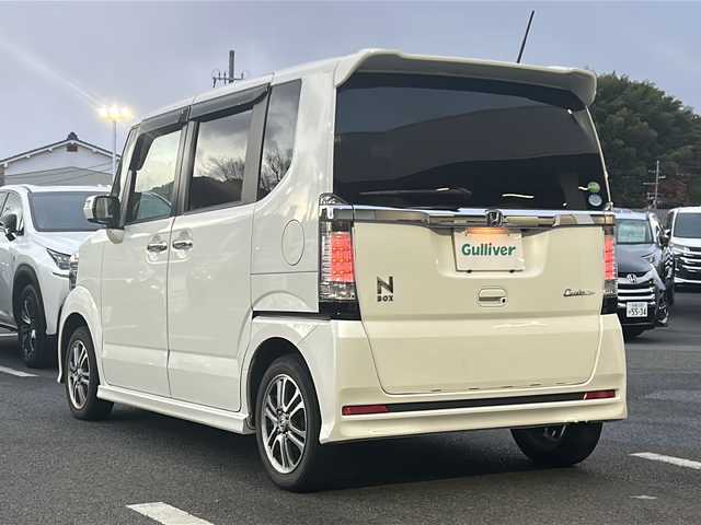 ホンダ Ｎ ＢＯＸ カスタム G Aパッケージ 京都府 2014(平26)年 11.9万km プレミアムホワイトパール 〇スマートキー/〇バックカメラ/〇ETC/〇純正ナビ/〇純正フロアマット/〇チップアップシート/〇Bluetooth