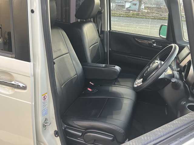 ホンダ Ｎ ＢＯＸ カスタム G Aパッケージ 京都府 2014(平26)年 11.9万km プレミアムホワイトパール 〇スマートキー/〇バックカメラ/〇ETC/〇純正ナビ/〇純正フロアマット/〇チップアップシート/〇Bluetooth