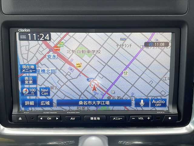 ポルシェ マカン S 三重県 2014(平26)年 6.1万km 白 スポーツクロノパッケージ/4WD/ターボ/純正SDナビ/フルセグTV/【CD/DVD/SD/Bluetooth】/バックカメラ/ETC/前後ドライブレコーダー/パドルシフト/ハーフレザーシート/D席パワーシート/全席シートヒーター/パワーバックドア/オートライト/HIDヘッドライト/フロント235/55R19インチ純正AW/リア255/50R19インチ純正AW/リモコンキー/スペアキー/純正フロアマット