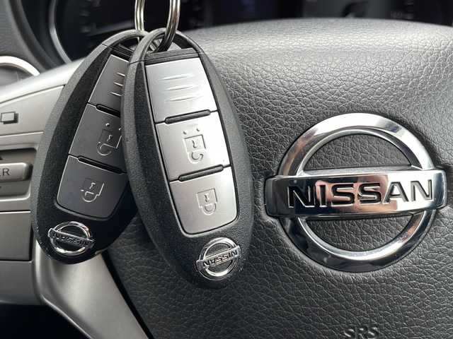 日産 エクストレイル 20X エマージェンシーブレーキ 道東・釧路十勝 2016(平28)年 5.9万km ブリリアントシルバー 4WD/純正メモリナビMM115D-W/　(AM/FM/CD/BT)/フルセグTV/エマージェンシーブレーキ/レーンキープアシスト/ETC/カプロンシート/前席シートヒーター /社外AWスタッドレス積込(225/65R17)/横滑り防止装置/前後コーナーセンサー/アイドリングストップ/ステアリングスイッチ/オートライト/ダウンヒルアシストコントロール/スペアキー/トノカバー