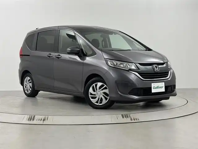 ホンダ フリード G ホンダセンシング 埼玉県 2019(平31)年 6.6万km モダンスティールM ホンダセンシング/社外SDナビ（TV/DVD/BT）/バックカメラ/両側パワースライドドア/衝突軽減システム/レーンキープアシスト/ドライブレコーダー前/ビルトインETC/LEDヘッドライト/純正フロアマット/スマートキー/プッシュスタート/オートライト