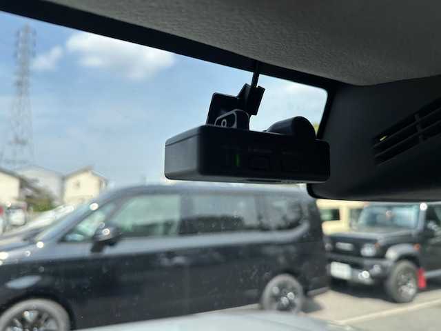 スズキ ジムニー XC 大阪府 2020(令2)年 1.1万km ミディアムグレー ナビ　/フルセグ　/Ｂｌｕｅｔｏｏｔｈ　/レザー調シートカバー　/ｉｎｎｏキャリア　/前後ドライブレコーダー　/クルーズコントロール　/シートヒーター　/ＬＥＤヘッドライト　/ＥＴＣ　/フロアーマット　/サイドバイザー