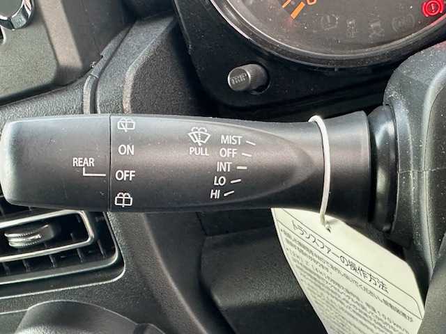 スズキ ジムニー XC 大阪府 2020(令2)年 1.1万km ミディアムグレー ナビ　/フルセグ　/Ｂｌｕｅｔｏｏｔｈ　/レザー調シートカバー　/ｉｎｎｏキャリア　/前後ドライブレコーダー　/クルーズコントロール　/シートヒーター　/ＬＥＤヘッドライト　/ＥＴＣ　/フロアーマット　/サイドバイザー
