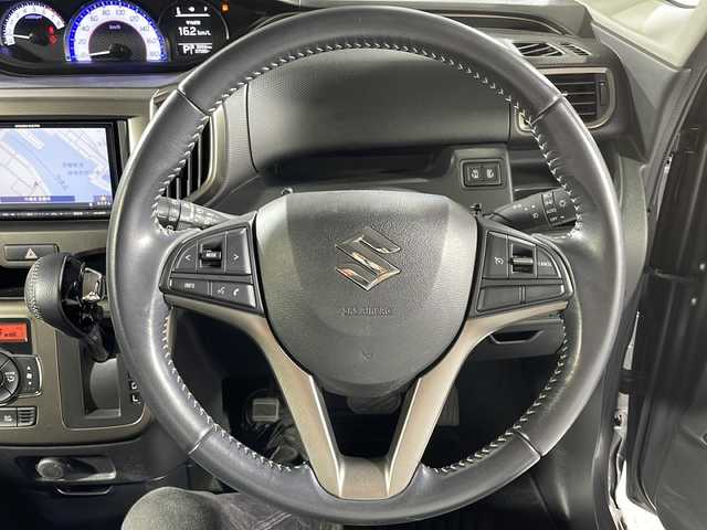 スズキ ソリオ バンディット HV MV Dカメラ ブレーキS 沖縄県 2017(平29)年 2.8万km ミネラルグレーM 禁煙車/県外仕入/両側パワースライドドア/衝突軽減ブレーキ/ナビ/テレビ/Bluetooth/クルーズコントロール/ＥＴＣ/レーンキープアシスト/ＬＥＤヘッドライト/フォグランプ/革巻きステアリング/純正１５インチアルミホイール/純正ドアバイザー/電動格納ウィンカーミラー