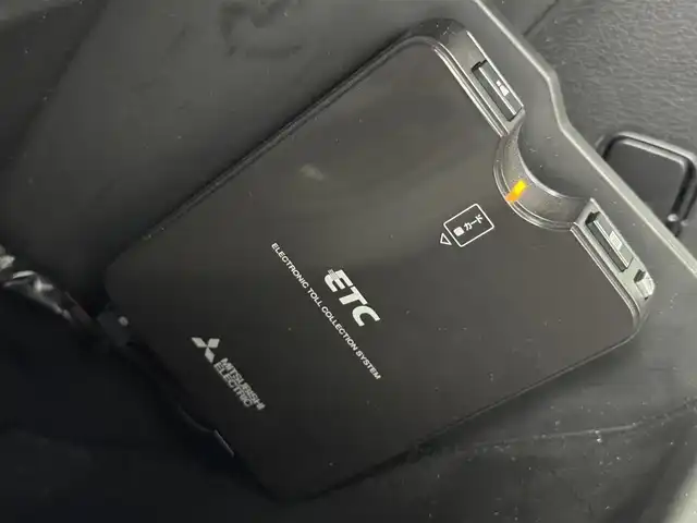 スズキ ソリオ バンディット HV MV Dカメラ ブレーキS 福岡県 2017(平29)年 2.8万km ミネラルグレーM 社外ナビ　/バックカメラ　/ＥＴＣ　/前ドライブレコーダー　/両側パワースライドドア　/クルーズコントロール　/衝突被害軽減システム　/レーンキープ　/横滑り防止装置　/前席シートヒーター　/純正１５インチアルミ　/ＡＢＳ